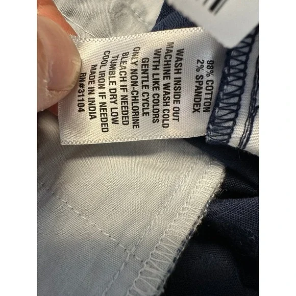 Crown & Ivy Womens Shelby Shorts Size 10 Blue Textured Scalloped Hem Casual - Picture 4 of 6